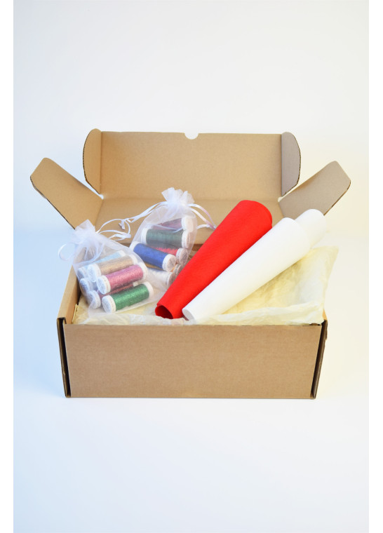 Kit chaussette de Noël à broder BRUNEEL | Le Fil de vos Idées