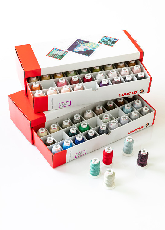 Assortiment de 54 bobines fil à broder POLY SPARKLE
