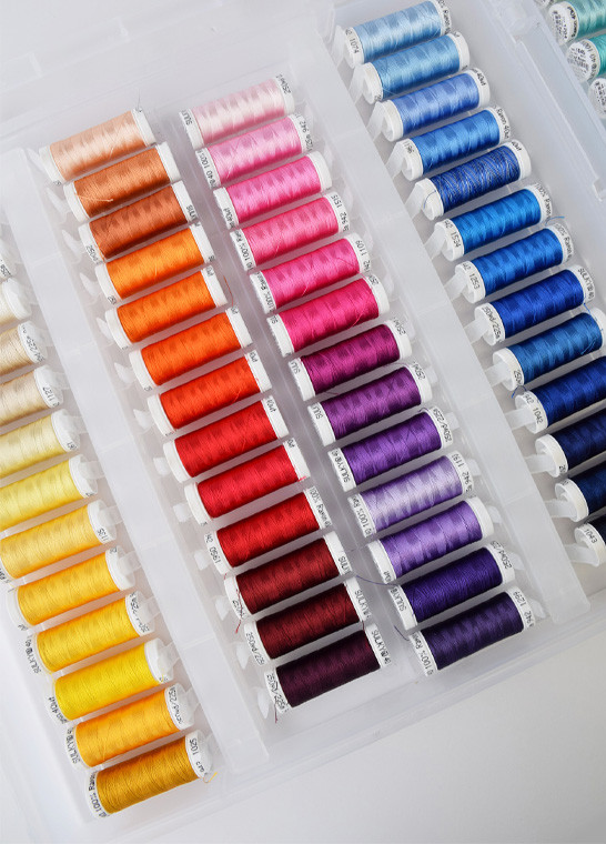 Assortiment de 104 bobines fil à broder Rayon SULKY