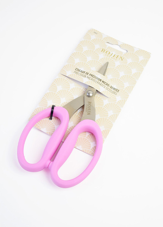 Ciseaux de précision micro-dentés rose BOHIN | Le Fil de vos Idées