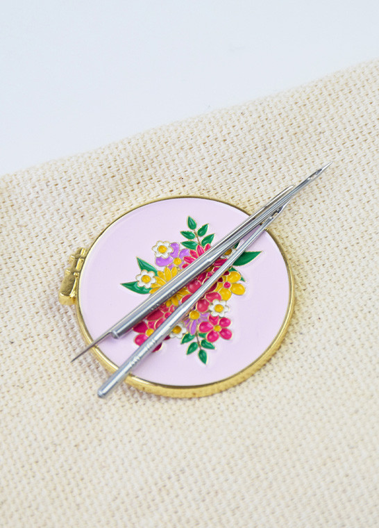 Porte aiguille aimanté Fleur BOHIN | Le Fil de vos Idées