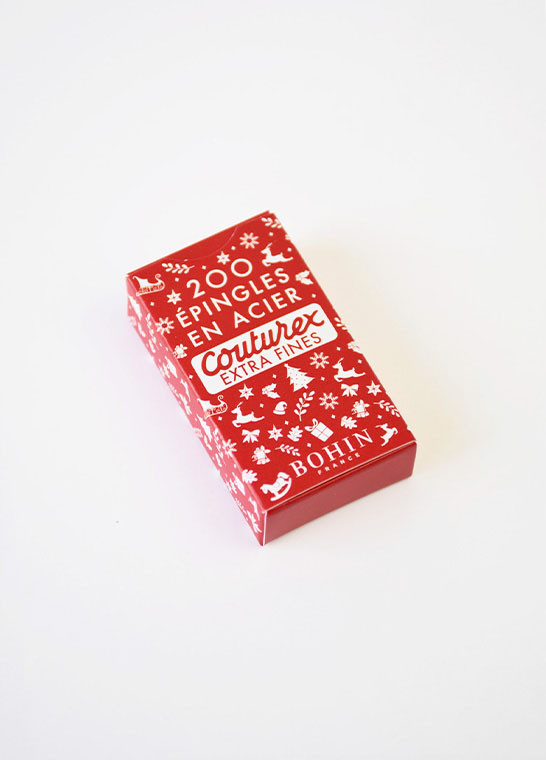 Epingles Couturex extra-fines Noël rouge BOHIN | Le Fil de vos Idées