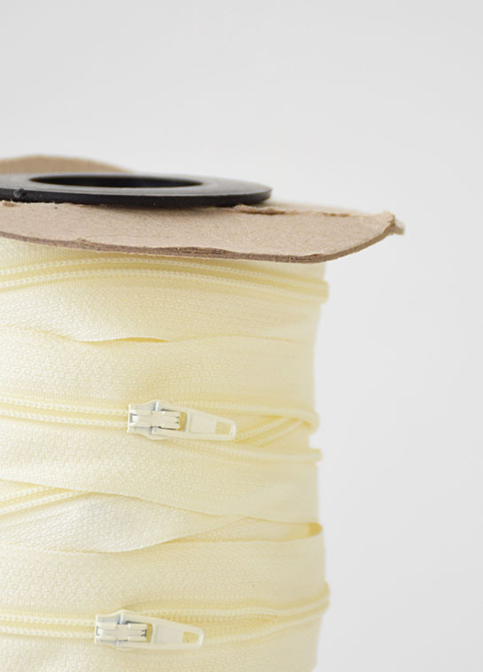 Fermeture éclair M4