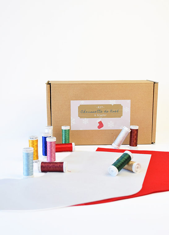 Kit chaussette de Noël à broder BRUNEEL | Le Fil de vos Idées